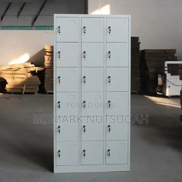 12-Office Lockers · Photo 1
