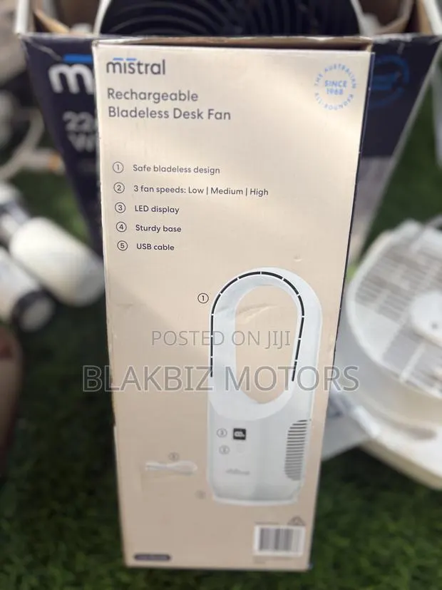Mistral Rechargeable Bladeless Desk Fan · Photo 1