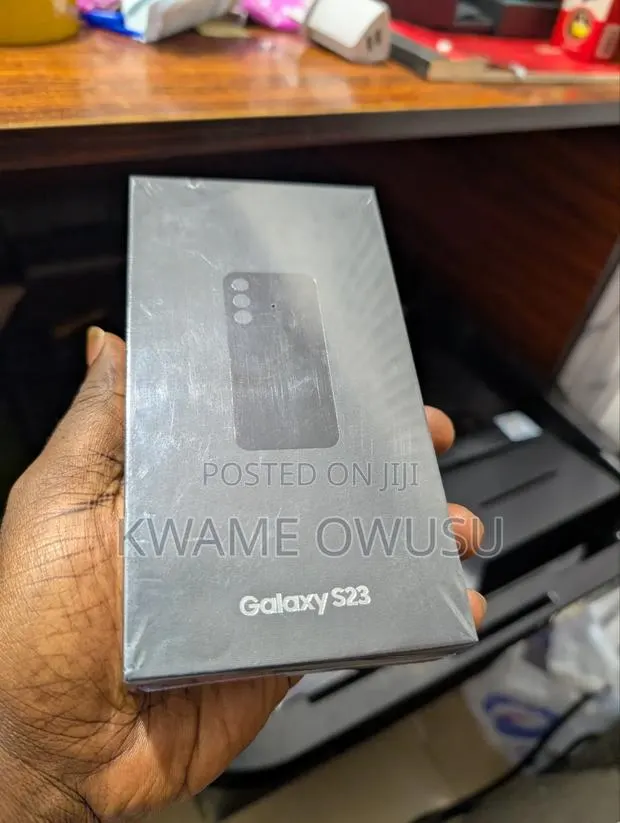 New Samsung Galaxy S23 128 GB Blue · Photo 1