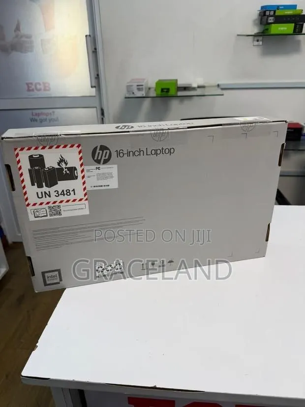New Laptop HP OmniBook 5 16" 16GB Intel Core Ultra 7 SSD 1T · Photo 3