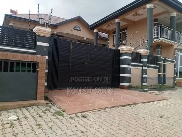 Mini Flat in Dr Roko, Manhean for rent · Photo 1