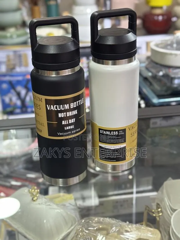Vacuum Flask 800ml · Photo 1