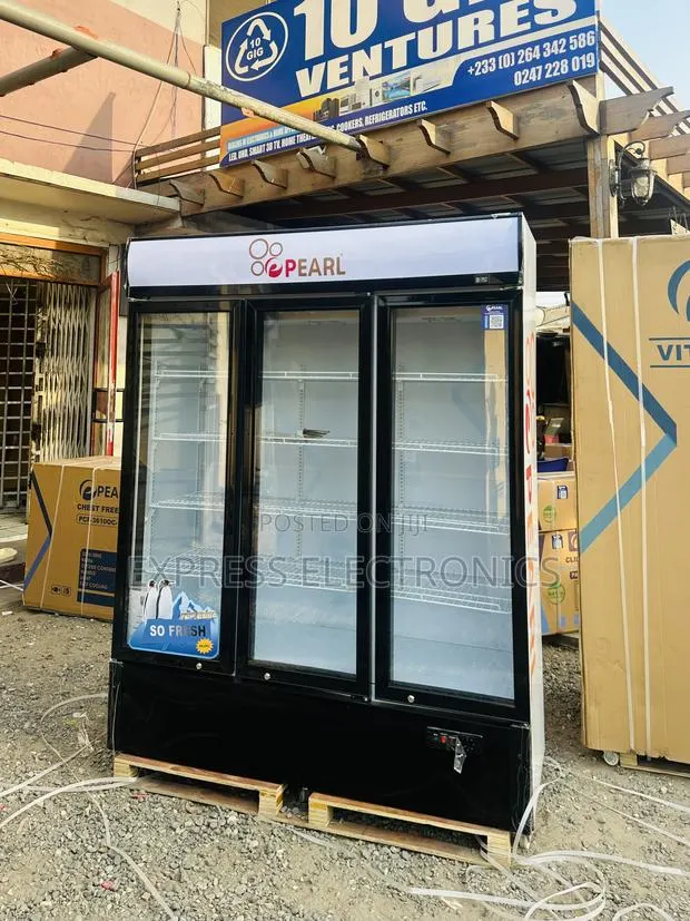 Nice Design Display Fridge Pearl PVC-1540 Three Door · Photo 1