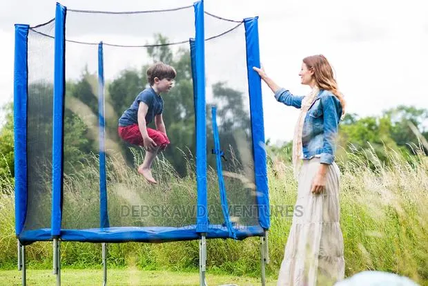 Trampoline 8ft With Safety Net · Photo 1