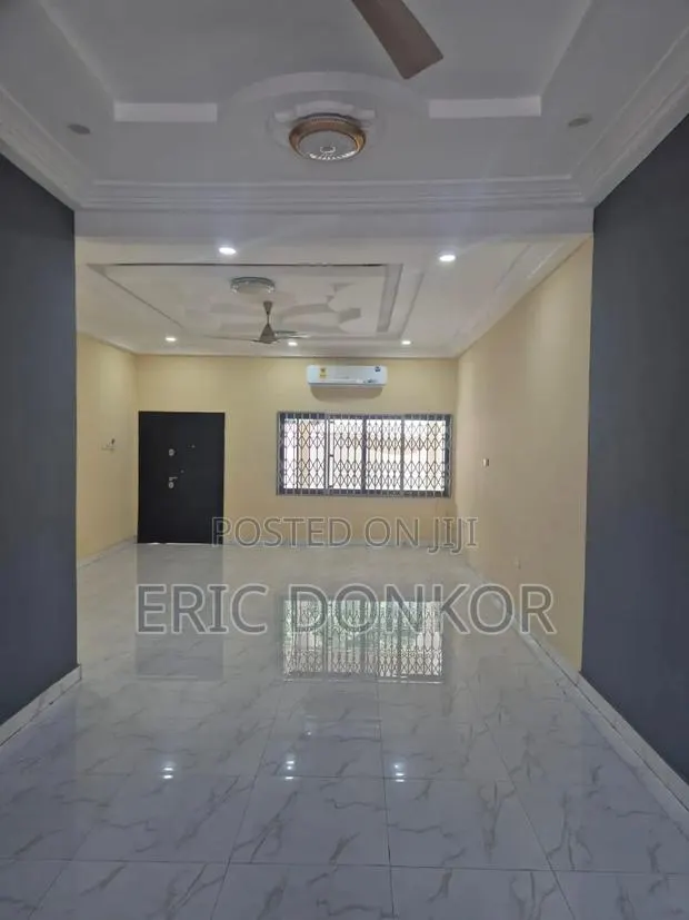 3bdrm Duplex in Achimota, School Area for rent · Photo 1