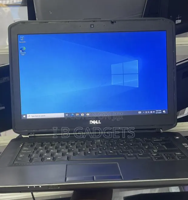 Laptop Dell Latitude E5430 4GB Intel Core i3 HDD+SSD 320GB · Photo 1