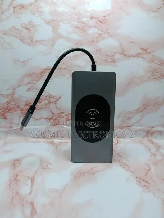 14-in-1 USB-C Docking Station With Triple Display, Power Delivery · Photo 1