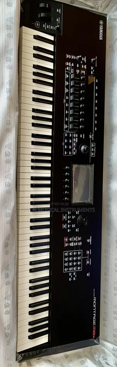Yamaha Montage M8x Keyboard