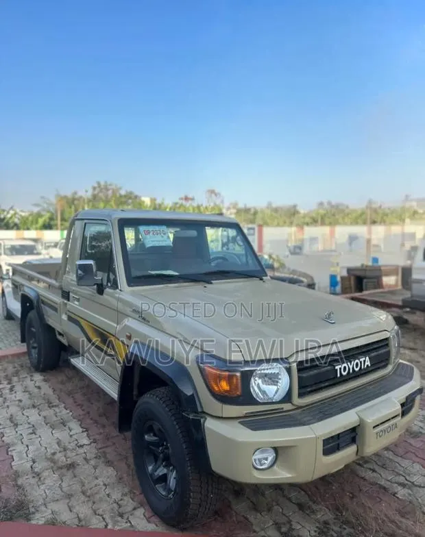 New Toyota Land Cruiser 2022 Beige