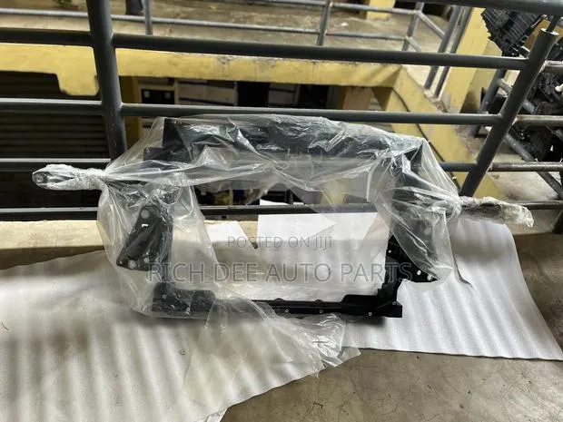 Honda Cr-v 2023 Radiator Support 2023, 2024, 2025 Support · Photo 1