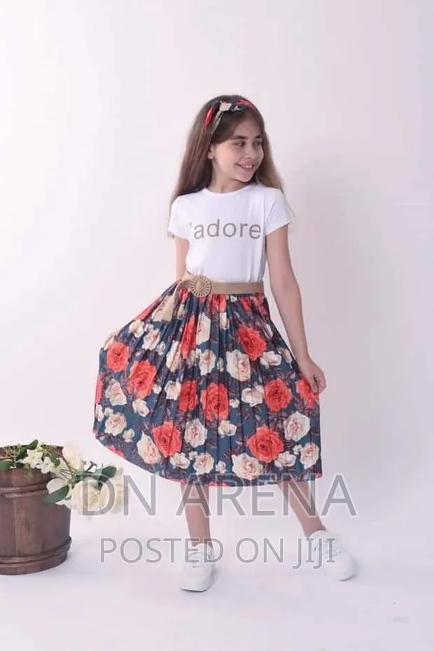 Girls 4pcs Outfit for 2yrs to 10yrs · Photo 1