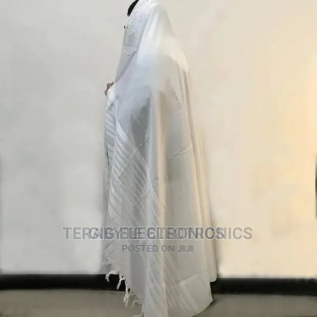 Prayer Shawl Tallit - Extra Large · Photo 1