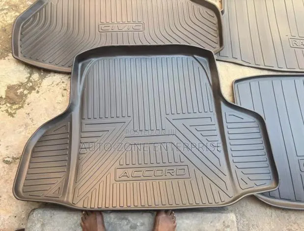 Honda Accord Boot Mat/Trunk Mat · Photo 1