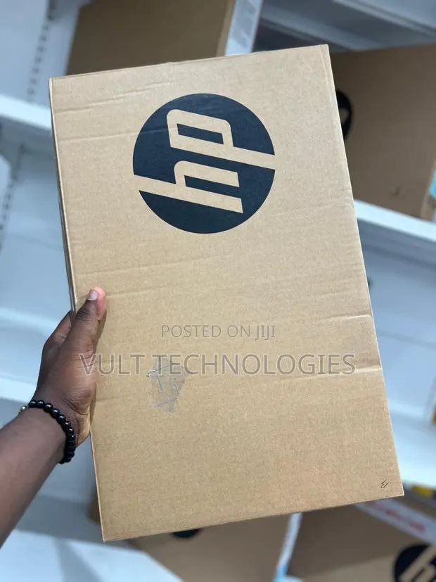 New Laptop HP Pavilion 14 x360 2-in-1 4GB Intel Core i3 HDD 1T · Photo 1