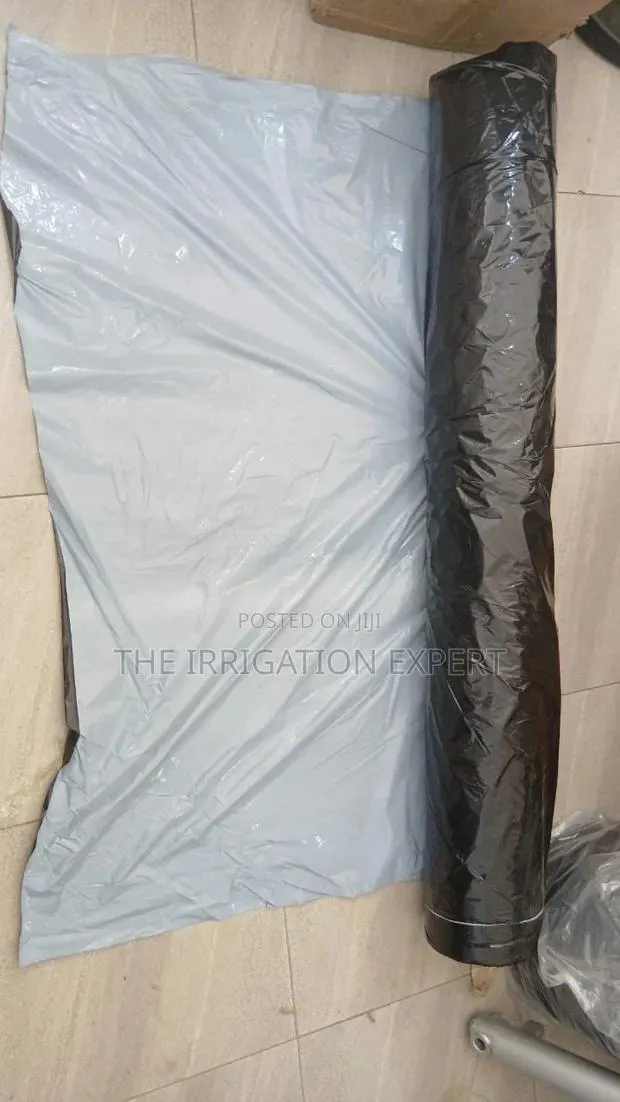 Black And White Plastic Mulching Film · Photo 1