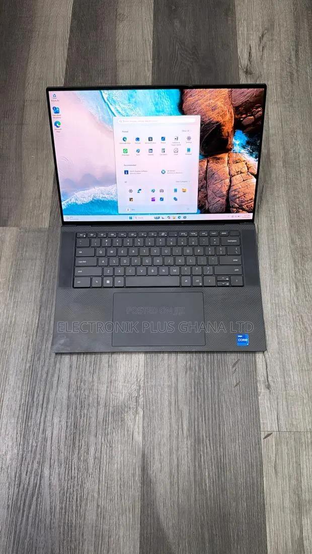 Laptop Dell Precision 5570 32GB Intel Core i7 SSD 512GB · Photo 1