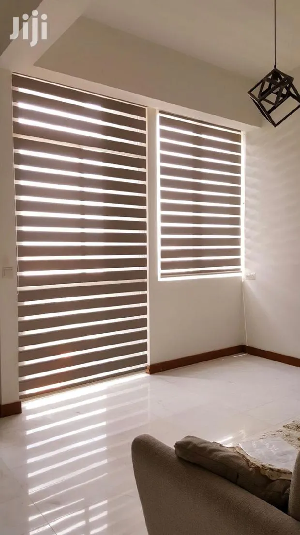 Free Installation Windows Blinds · Photo 1