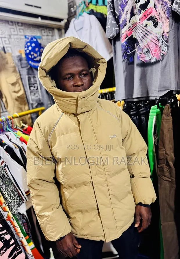 Topmost Quality, Thick N Heavy Inner Fleeced and Plain Hooded Winter · Photo 4