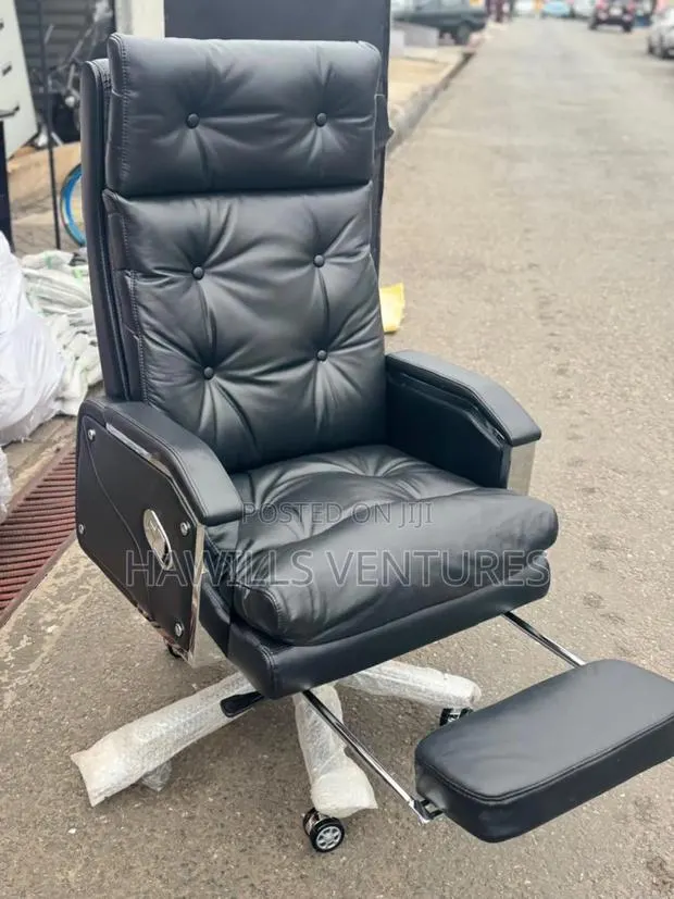 Quality Exotic Chair · Photo 1