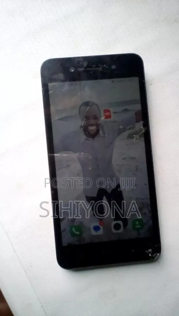 Itel A18s 32 GB Black · Photo 1