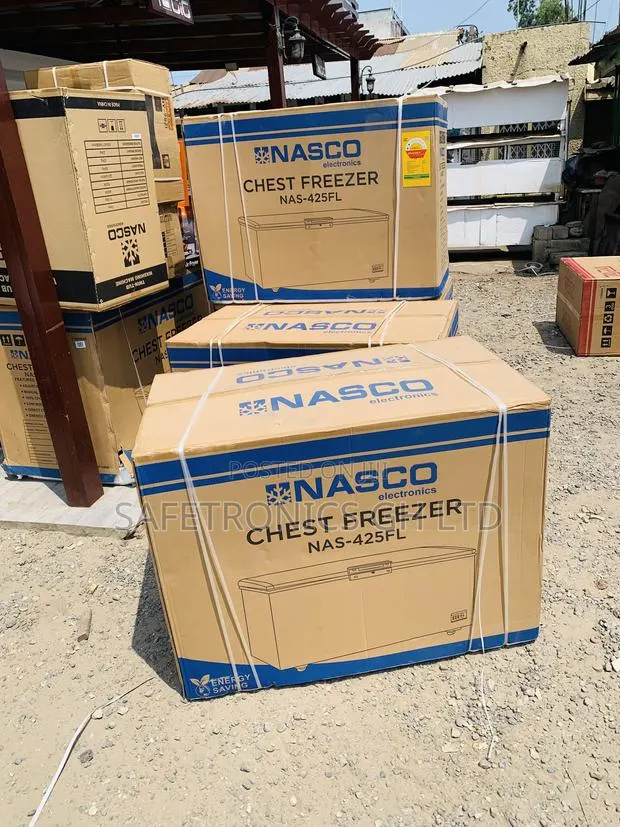 Durable Sleek Nasco NAS-425FL 318-Liter Single-Door Chest Freezer · Photo 1