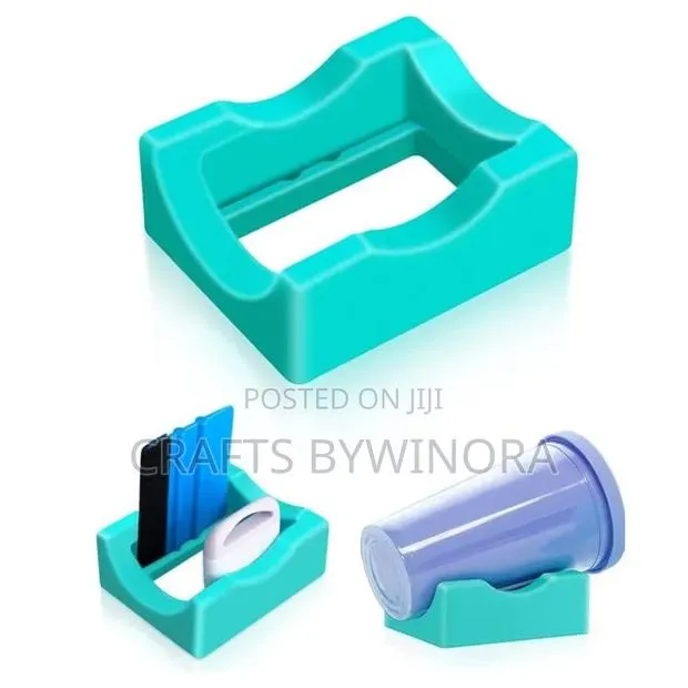 Tumbler Cup Holder + Scraper for Epoxy Resin & Tumbler Making · Photo 1