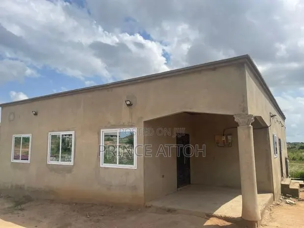 3bdrm Bungalow in Kasoa for sale · Photo 1