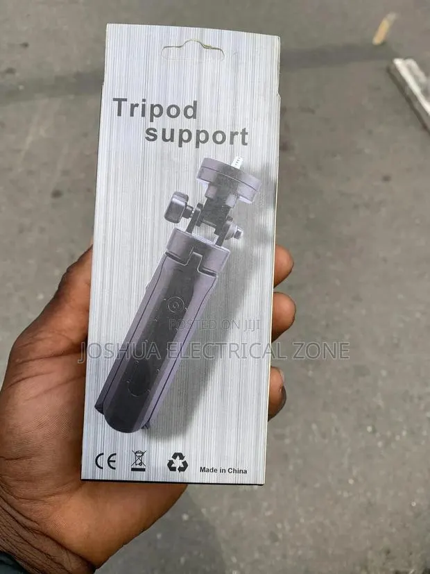 Phone Tripod Stand Grip Mount Holder · Photo 4