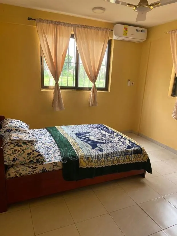 Furnished 2bdrm Apartment in Borteyman Ssnit Flat, Sakumono for rent · Photo 1