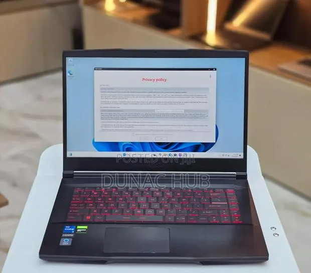 Laptop MSI GF75 Thin 8GB Intel Core i5 SSD 256GB · Photo 1