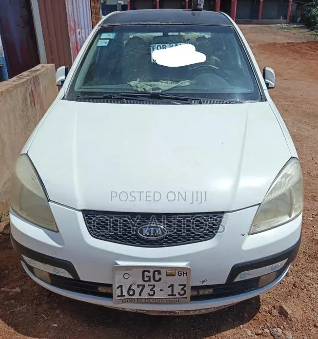 Kia Rio 2010 White · Photo 1
