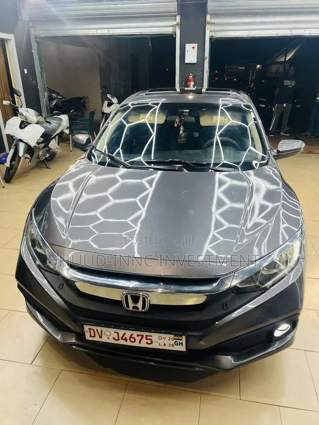 Honda Civic EX Sedan 2018 Gray · Photo 1