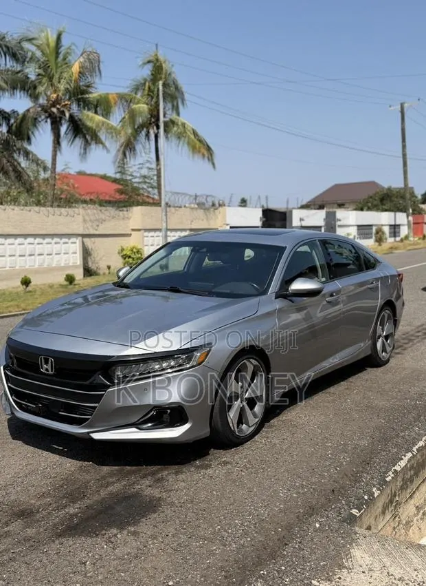 Honda Accord 2019 Gray · Photo 1