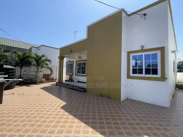 3bdrm House in Kfc, Baatsona Total for rent · Photo 1