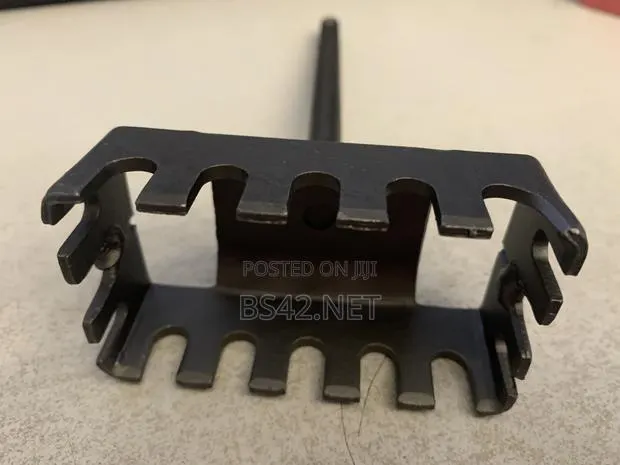 Roubd Socket Punch · Photo 1