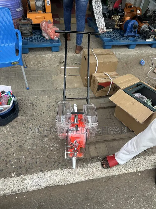 Hand Push Agricultural Seeder( Seed Planter) · Photo 3