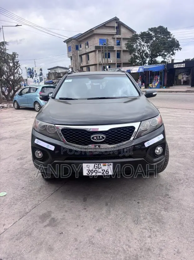 Kia Sorento 2010 Black · Photo 1