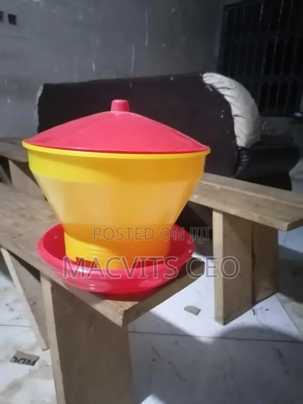 Chick Feeders · Photo 1