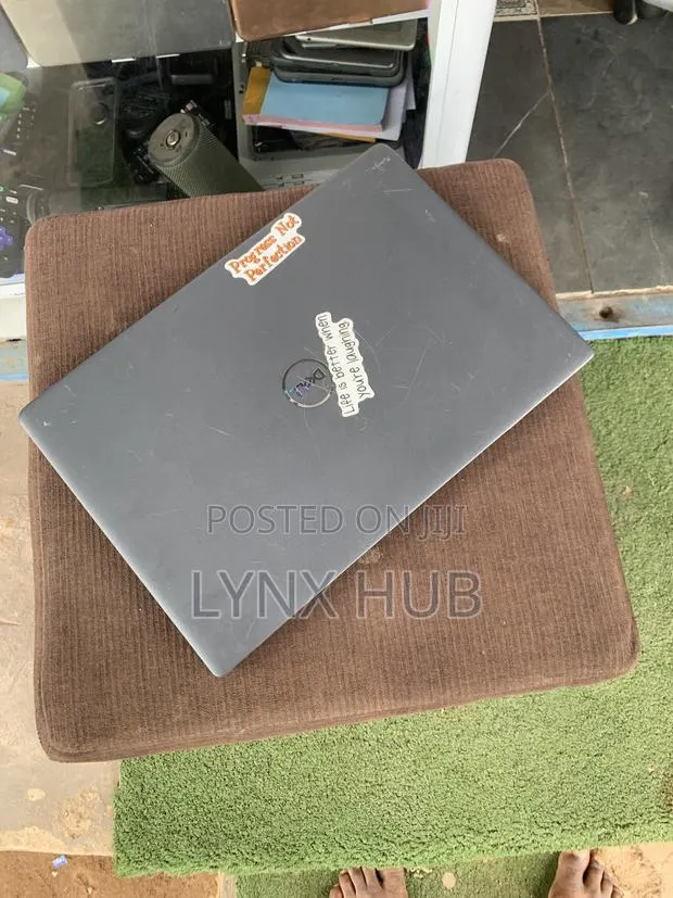 Laptop Dell Latitude 3510 8GB Intel Core i5 SSD 256GB · Photo 1