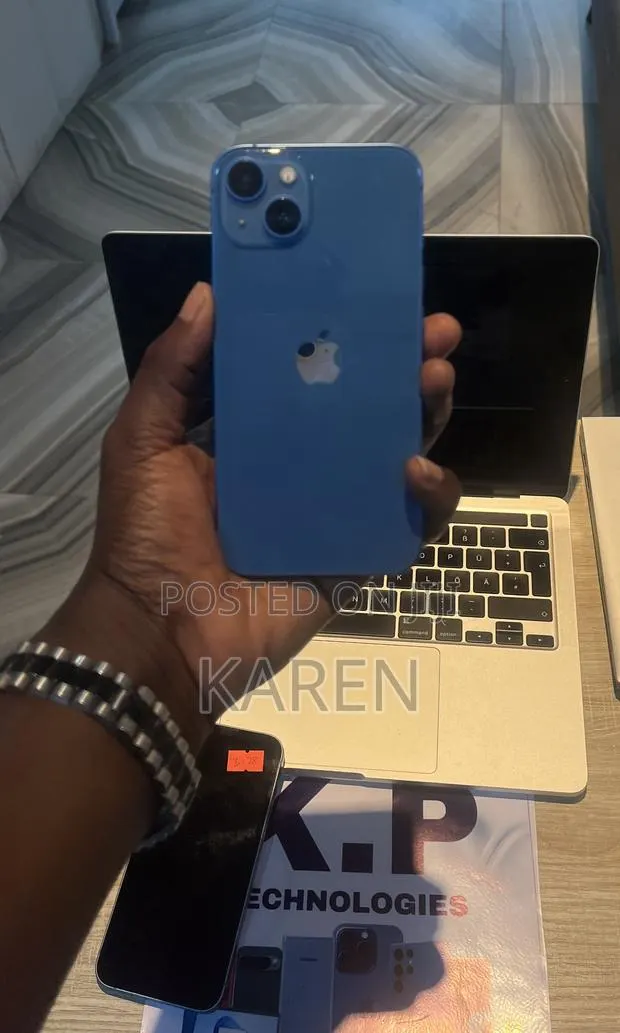 Apple iPhone 13 128 GB Blue · Photo 1