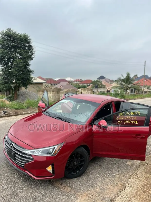 Hyundai Elantra Limited 2020 Red · Photo 1