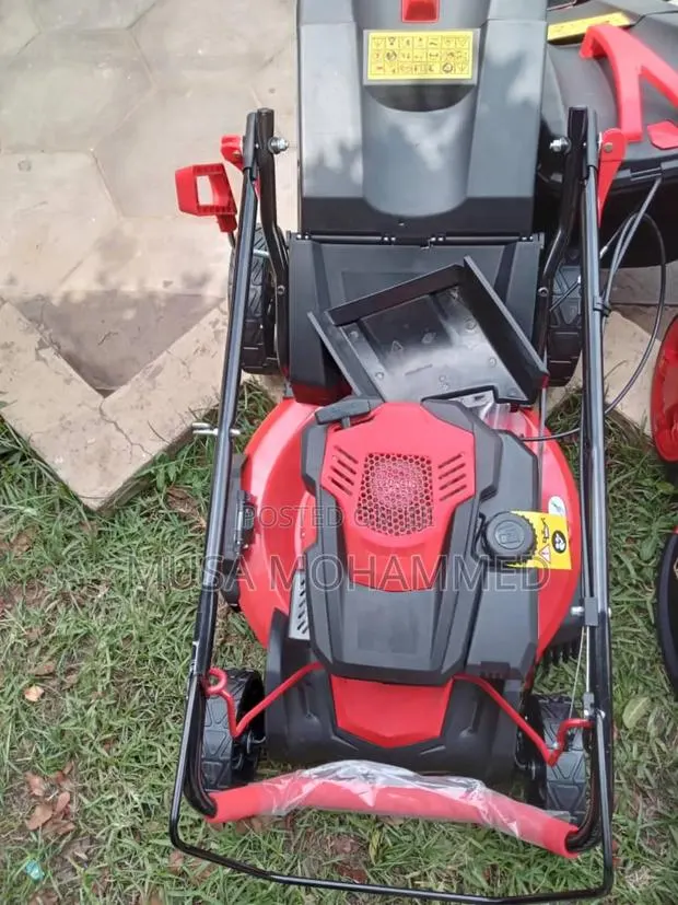 Honda Lawn Mower · Photo 1