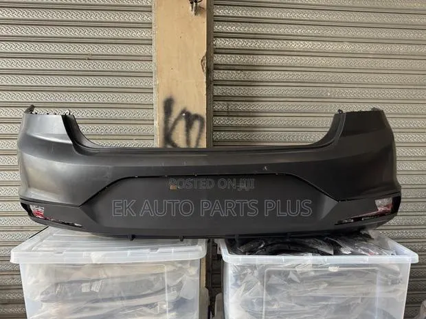 Hyundai Elantra Back Bumper Complete 2019 2020 · Photo 1