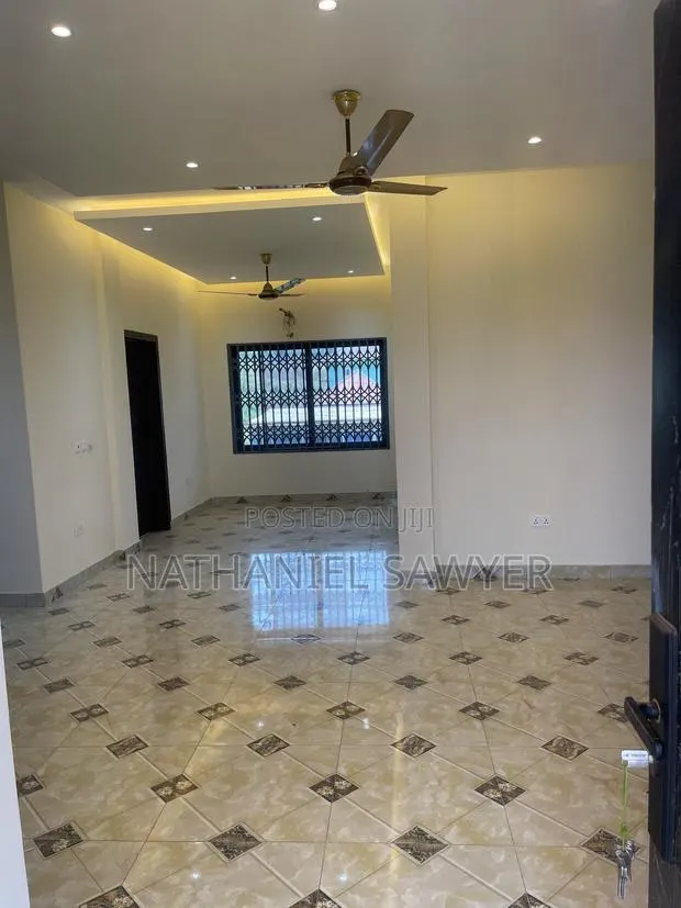 2bdrm Apartment in Oyibi for rent · Photo 1