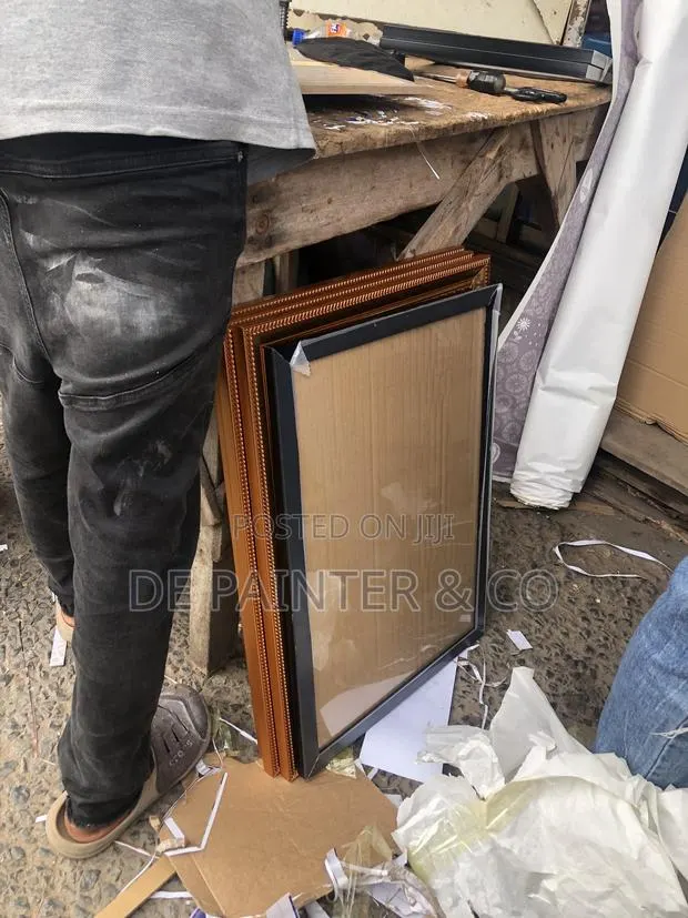 Very Affordable Picture Frames Wall Hanging · Photo 1