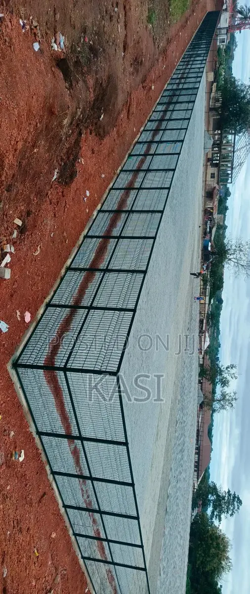 Panel Mesh New Fencing Style · Photo 1