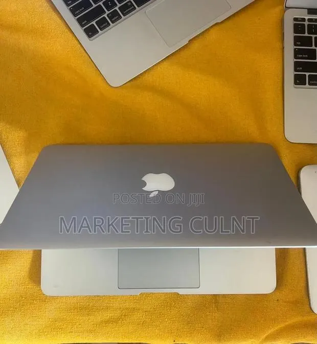 Laptop Apple MacBook 2015 4GB Intel Core i5 SSD 128GB · Photo 1