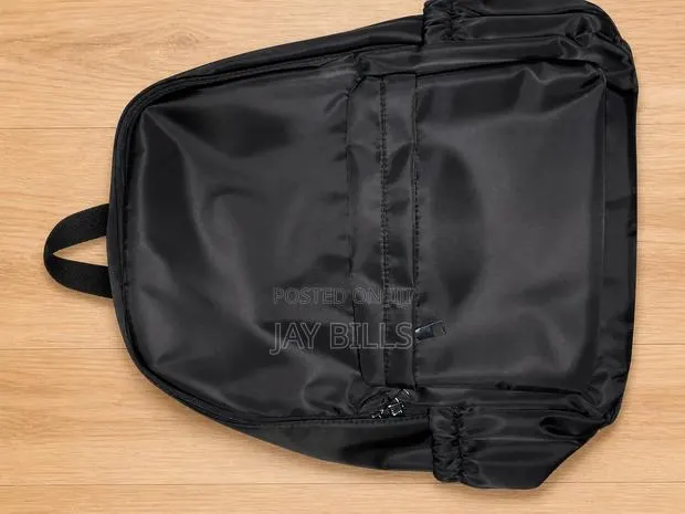 Black Stylish Backpack – Spacious Durable · Photo 1