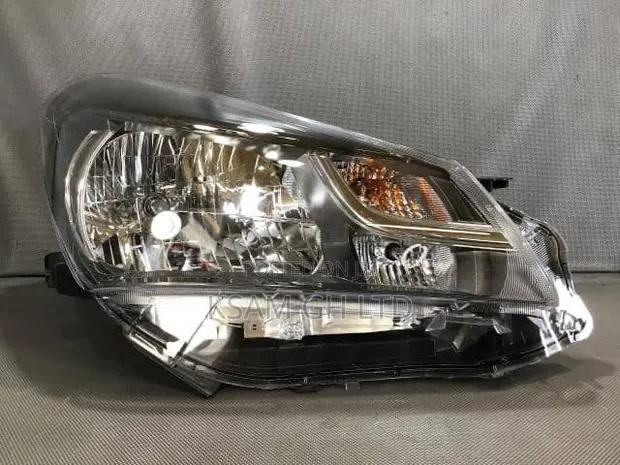 Toyota Vitz 2017 Headlights · Photo 1
