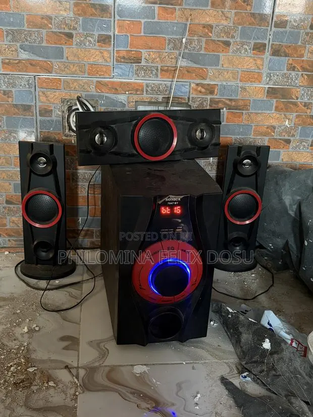 Bluetooth Speaker · Photo 1